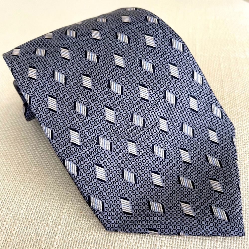 Vintage Geometric Patterned Bettini silk Tie in Blue and Gray